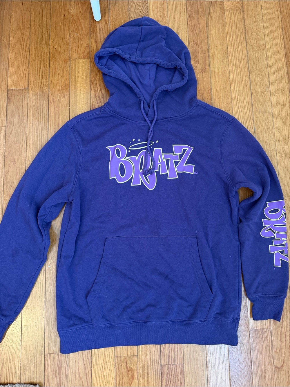 Vintage Bratz Graphic Hoodie in Deep Purple